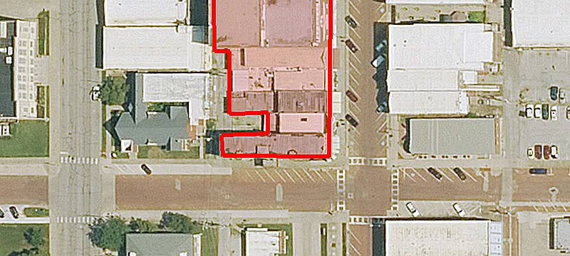 122 Main St