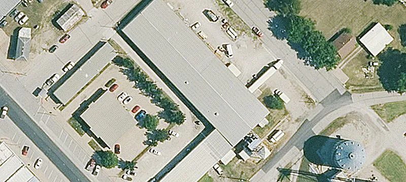 406 Main St