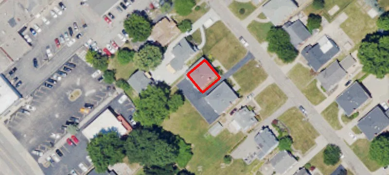 9 Requardt Ln