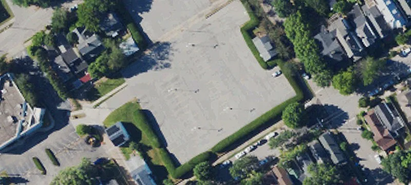 828 Edward Ave