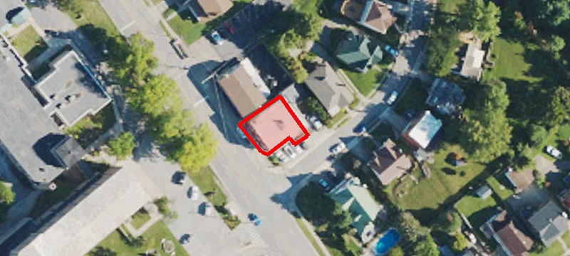 5 Custis Ave