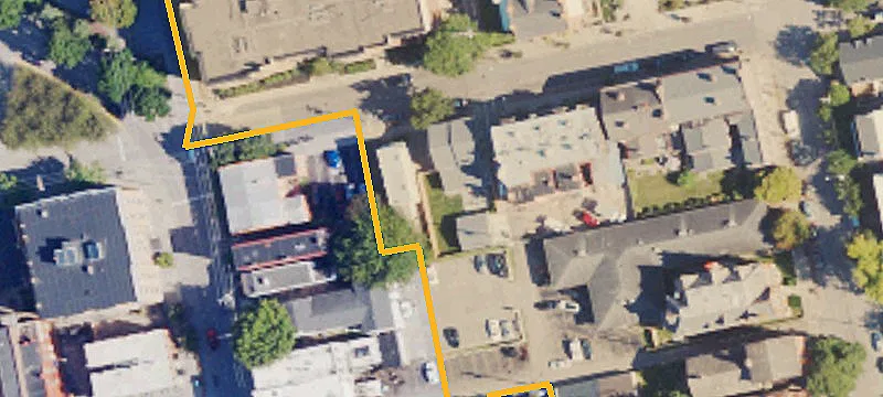 215 3rd St