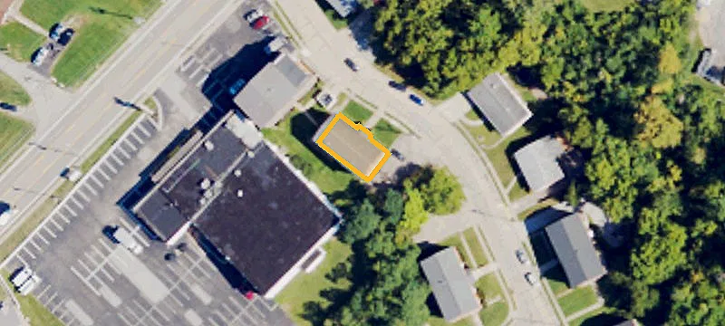 8 Bordeaux Dr