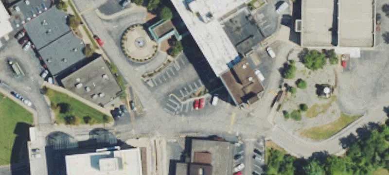  St