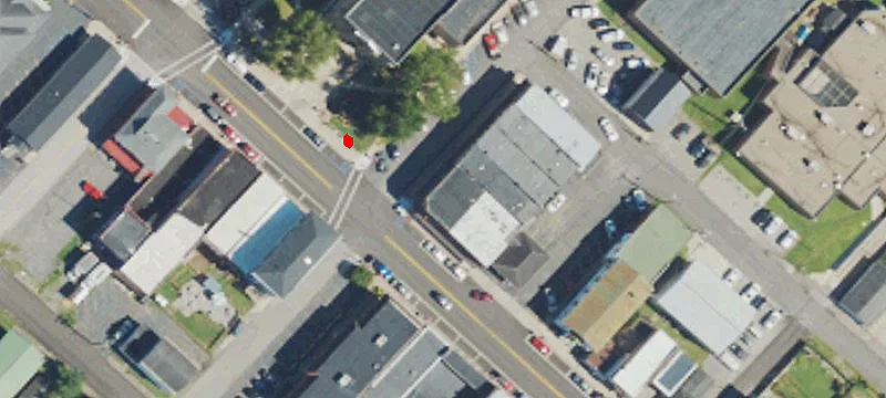 413 Main St