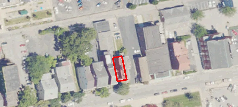 40 5th St