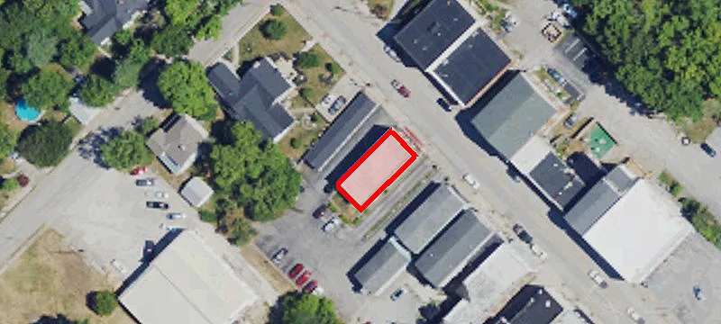 304 Main St