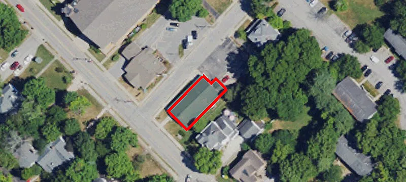 301 Main St