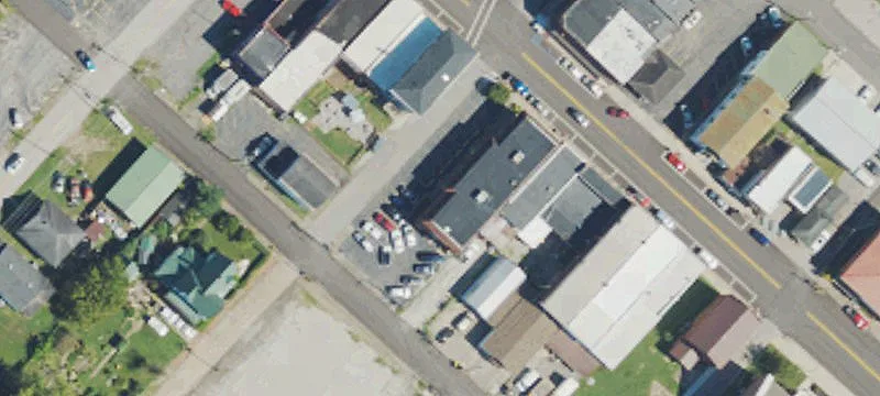402 Main St
