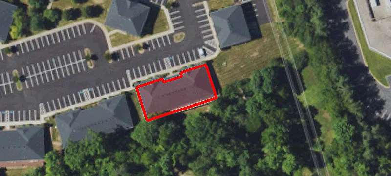 305 Townepark Cirb00-l