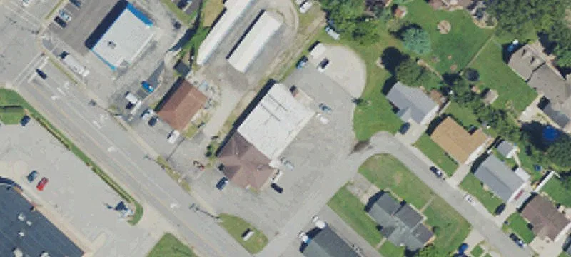 1107 Powell Ln