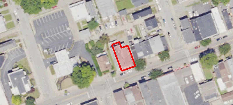 242 Elm St