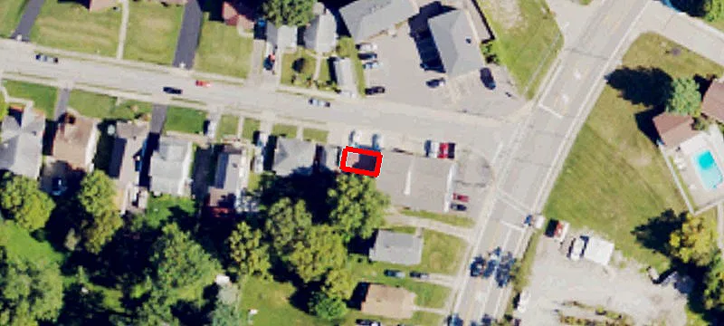 10 Renshaw Ave