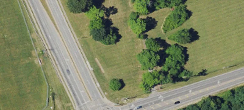 917 Blankenbaker Pkwy