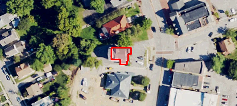 33 Ft Thomas Ave