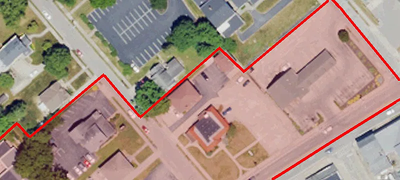 8 Bartlett Ave