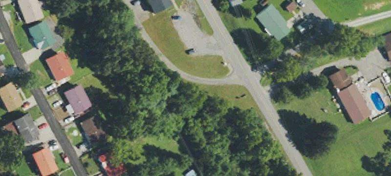 1212 Raceland Ave