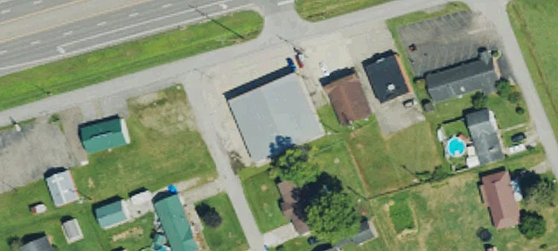 82 Biggs Ln