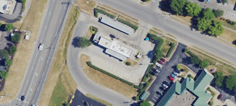 100 Vlg Pkwy