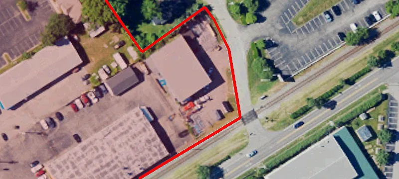 206 Clover Ln