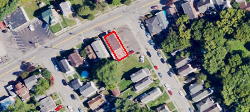 2709 Alexandria Ave