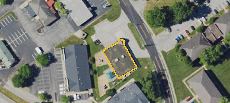 1100 Lyndon Ln