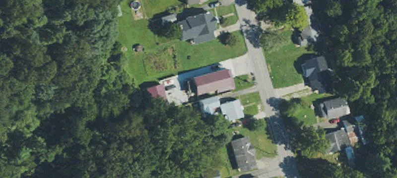 1016 Raceland Ave