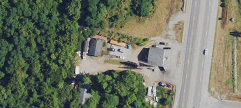 3055 Lexington Rd