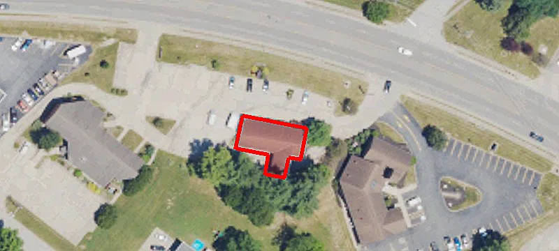 743 Buttermilk Pike
