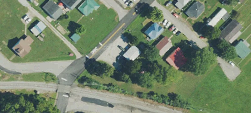 700 Stewart Ave