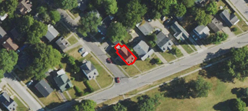935 Bryan Ave