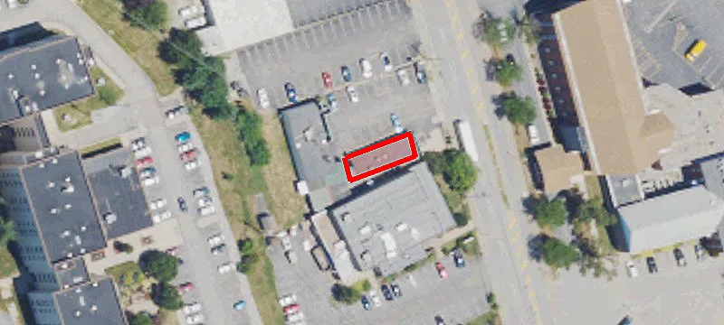 290 Main St