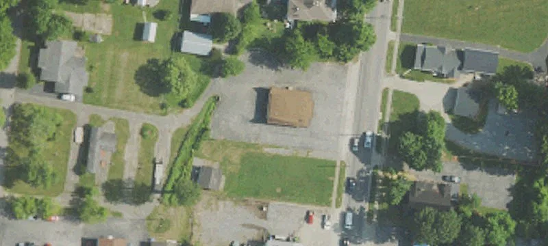 411 Main St