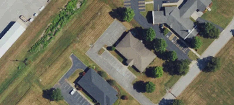 1841 Peartree Ln