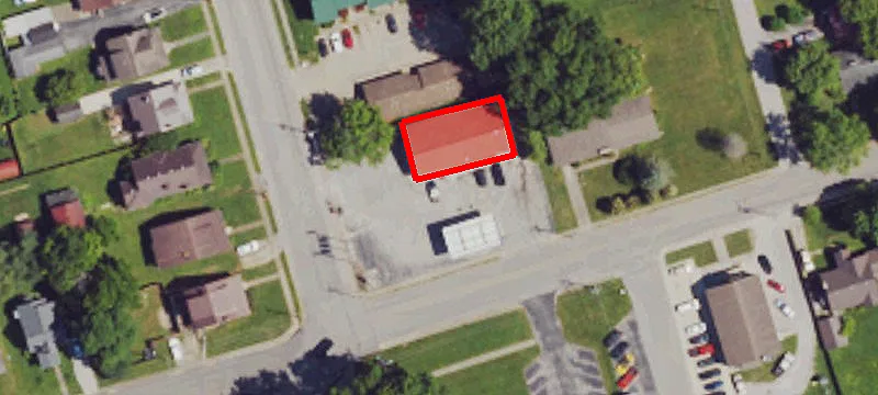 595 Bourne Ave