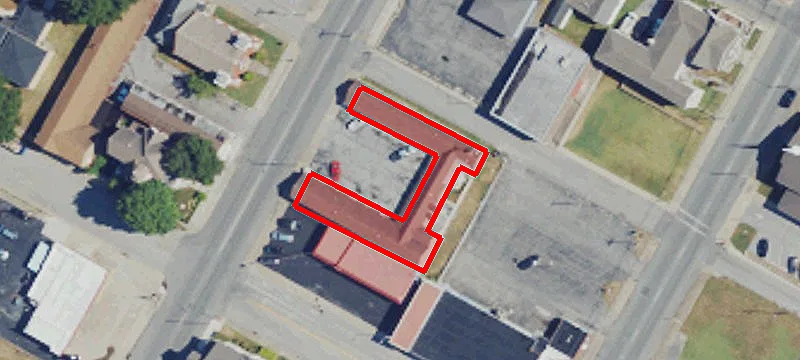 300 Main St