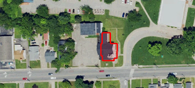 1401 Bluegrass Ave