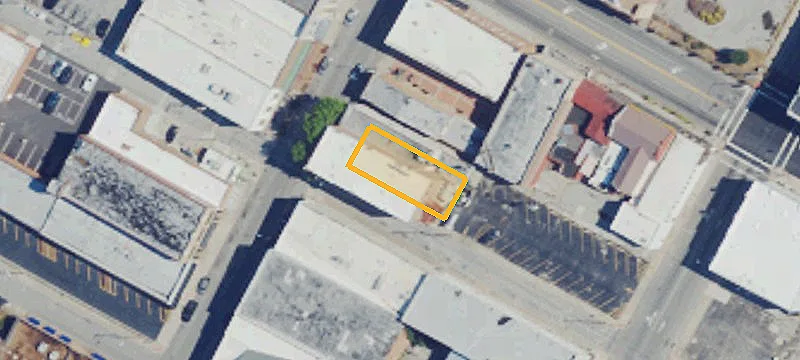 914 Main St