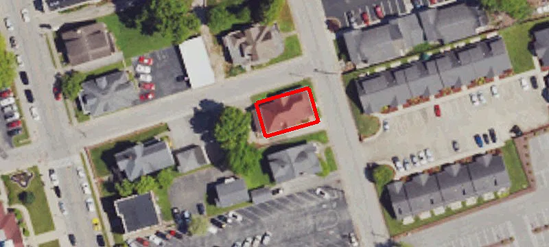 126 Maple St