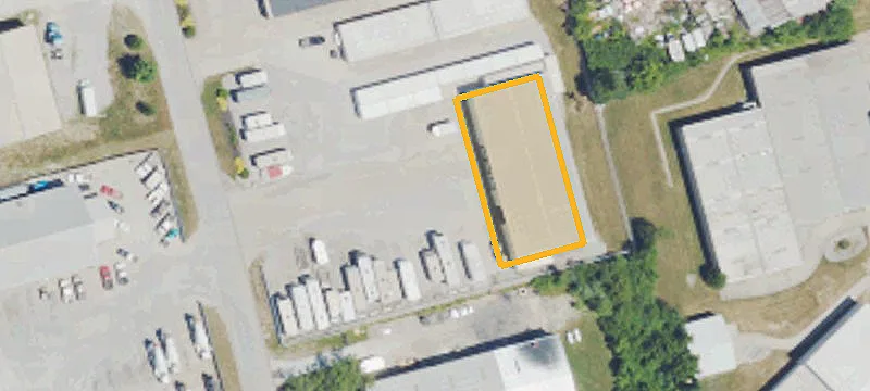 5672 Commercial Dr