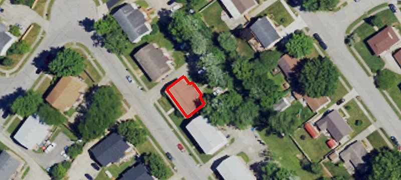 2825 Snow Rd