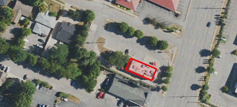 98 Dennis Dr