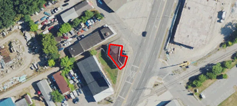 275 Newtown Pike