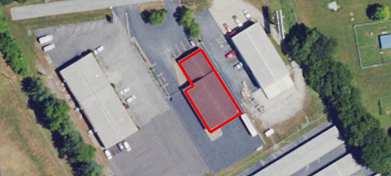 1818 Louisville Rd