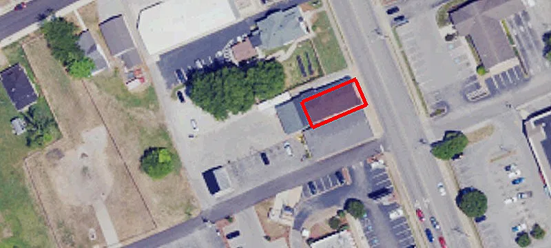 923 Broadway Ave