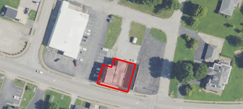 10049 Main St