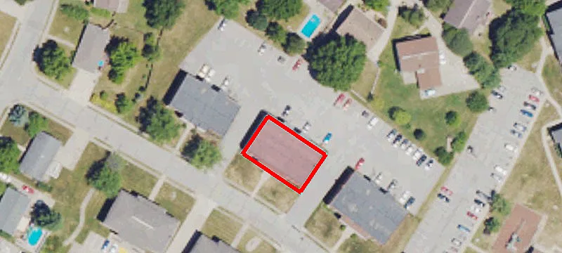 2514 Woodhill Dr, Unit 16