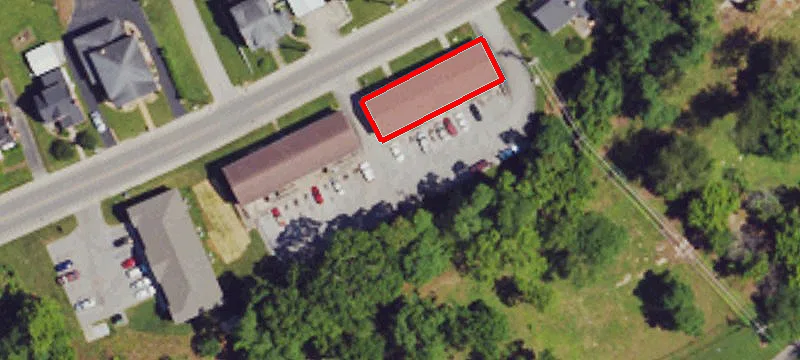 418 Main St