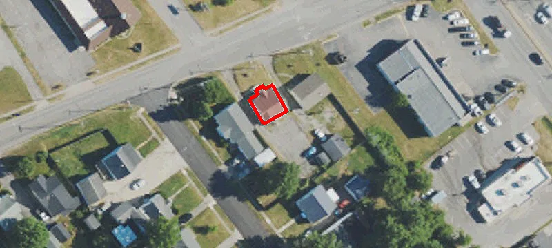 1504 Bryan Ave