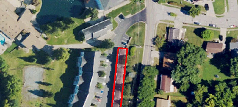 26 Carriage House Dr